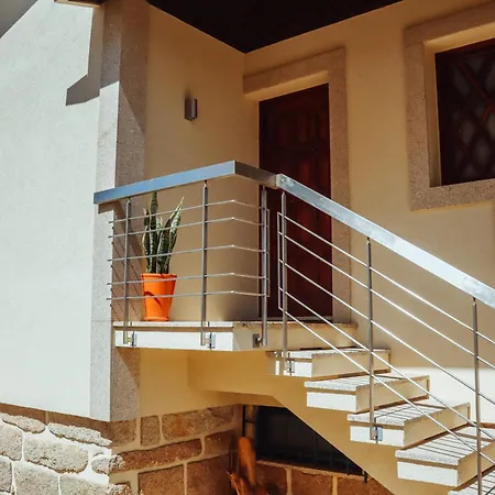 Rota - Opo Airport House Homestay