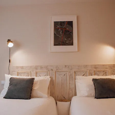 Homestay Rota - Opo Airport House Maia (Porto)