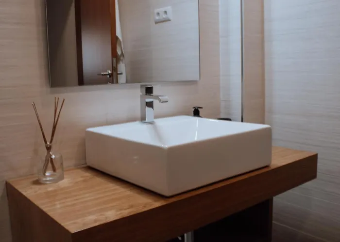 Rota - Opo Airport House * Maía